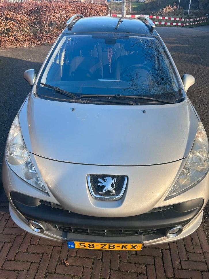Peugeot 207 1.6 16V SW Outdoor 2008 Grijs, Auto's, Peugeot, Particulier, ABS, Airbags, Airconditioning, Centrale vergrendeling