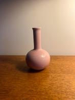 Klein roze vaasje, Huis en Inrichting, Overige kleuren, Ophalen of Verzenden, Minder dan 50 cm, Glas