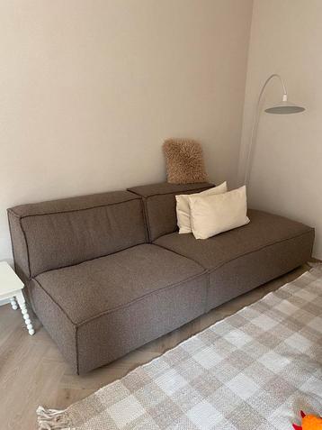 Mooi trendy bankstel boucle 2 elementen. beschikbaar voor biedingen