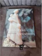 Beelden van speksteen Justia Heijkoop, Ophalen of Verzenden, Zo goed als nieuw, Overige onderwerpen