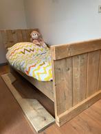 Peuterbed steigerhout, Kinderen en Baby's, Kinderkamer | Bedden, 140 tot 160 cm, Lattenbodem, Zo goed als nieuw, 70 tot 85 cm