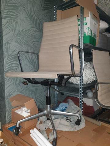Herman miller ea119 eames bureaustoel vintage  beschikbaar voor biedingen