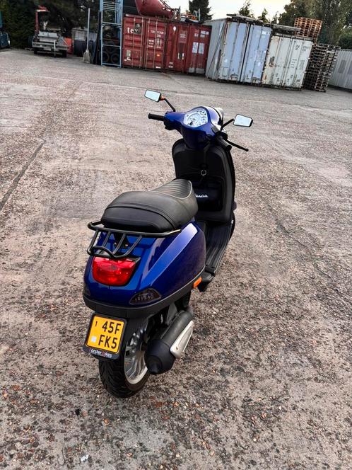 Vespa lx 172, Fietsen en Brommers, Brommeronderdelen | Scooters, Zo goed als nieuw, Vespa, Overige typen, Ophalen of Verzenden