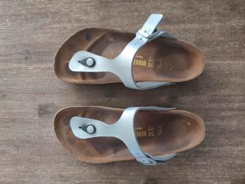 Birkenstock slippers maat 38 beschikbaar voor biedingen