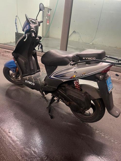 Kymco Agility 50 scooter brommer 2012 model bijna nieuw, Fietsen en Brommers, Scooters | Overige merken, Zo goed als nieuw, Ophalen of Verzenden