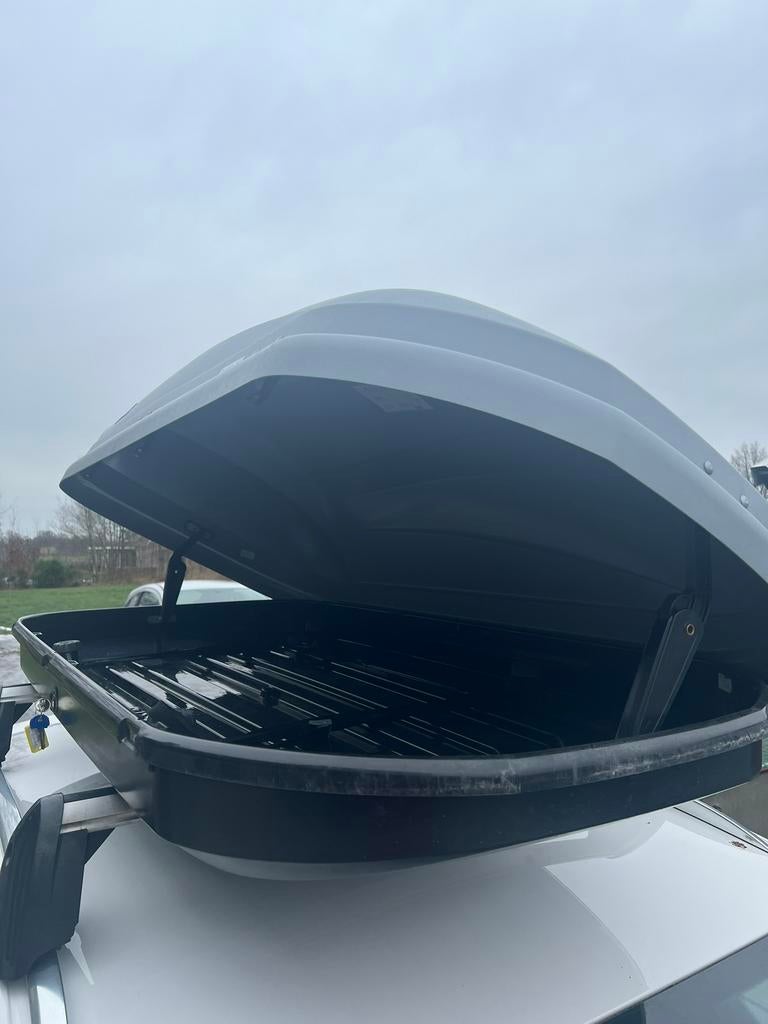 Thule pacific 200 dakkoffer te huur/huren, Auto diversen, Dakkoffers, Ophalen of Verzenden, Zo goed als nieuw
