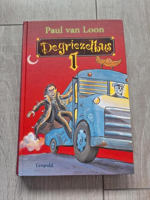 De griezelbus 1 Paul van Loon, Boeken, Kinderboeken | Jeugd | onder 10 jaar, Zo goed als nieuw, Ophalen of Verzenden