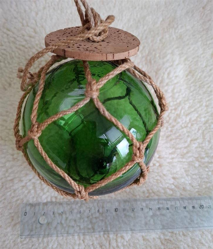 Groene zware glazen drijfbal, visnetbal, drijvers, nr 1, Antiek en Kunst, Curiosa en Brocante, Ophalen of Verzenden