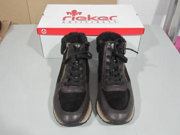 NIEUW: Exclusieve Rieker dames schoenen maat 39 zwart + bon beschikbaar voor biedingen