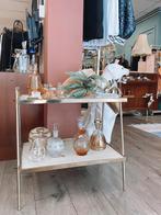 Goudkleurig vintage tafeltje – tweelaags & decoratief, Ophalen, Rond, Hout, Minder dan 55 cm