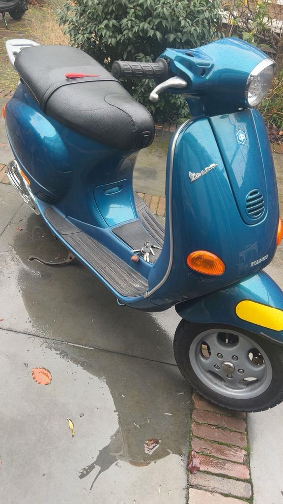 Vespa ET2 1997 70cc, Fietsen en Brommers, Scooters | Vespa, Zo goed als nieuw, Overige modellen, Tweetakt, Ophalen
