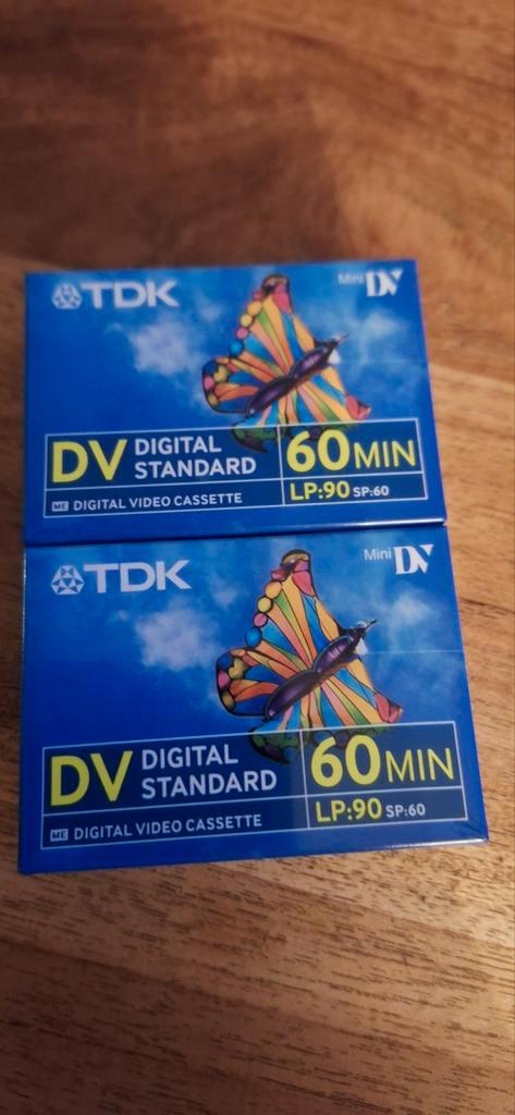 4x TDK Mini DV 60 min digitale videocassettes, Audio, Tv en Foto, Videocamera's Analoog, (Video)band, 8mm, Ophalen of Verzenden