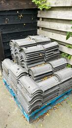 Dakpannen donker, Doe-het-zelf en Verbouw, Dakpannen en Dakbedekking, Ophalen, Steen of Klei, Zwart, 5 tot 10 m²