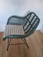 Groene Rotan Stoel met Kussen, Antiek en Kunst, Antiek | Meubels | Stoelen en Banken, Ophalen