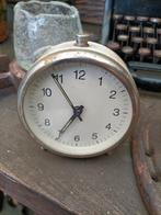 Oud klokje (5) wit Wekker brocante, Witgoed en Apparatuur, Wekkers, ., Ophalen of Verzenden, Zo goed als nieuw, .