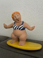 Dikke dame / vrouw op surfplank beeld 21 cm. hoog, Ophalen of Verzenden, Zo goed als nieuw, Mens