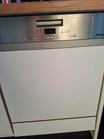 Miele half geintegreerde vaatwasser., Gebruikt, Minder dan 85 cm, Minder dan 10 liter, Ophalen of Verzenden