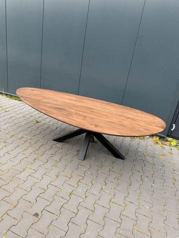 Massief donker eiken kiezel eettafel 240 x 120 cm beschikbaar voor biedingen
