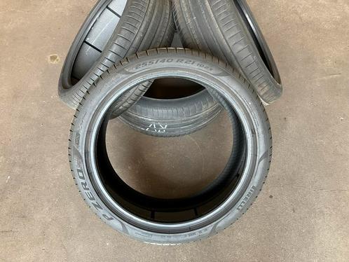21”  255 40 21 Pirelli zomer banden  2 stuks = € 99  p/stuk, Auto-onderdelen, Banden en Velgen, Band(en), Zomerbanden, 21 inch