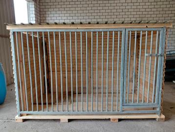 Hondenverblijf. Hondenkooi.  beschikbaar voor biedingen