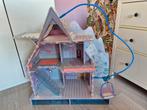 L.O.L. winter chalet lol met poppen en veel spullen, Ophalen, Zo goed als nieuw, Poppenhuis