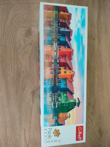 Gekleurde huizen Puzzel 1000 stukjes beschikbaar voor biedingen