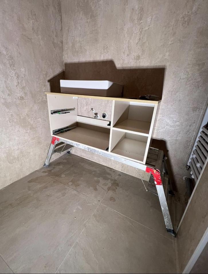 Stukadoors,Timmerman of een electricien, Diensten en Vakmensen, Stukadoors en Tegelzetters, Metselen, Pleisterwerk, Stucwerk, Tegelzetten