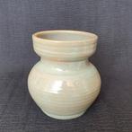 Vintage Chinese celadon geglazuurde aardewerk vaas, Ophalen of Verzenden
