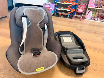 Maxi Cosi Pearl grijs + FamilyFix + Aeromoov beschikbaar voor biedingen