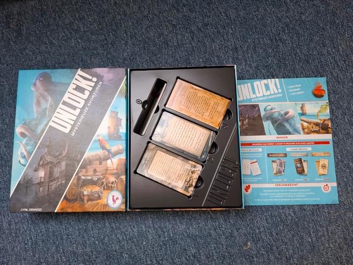 Unlock! Mysterieuze Avonturen - Escape Room Bordspel, Hobby en Vrije tijd, Gezelschapsspellen | Bordspellen, Zo goed als nieuw