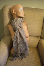 Geruite sjaal 217x80 cm, Ophalen of Verzenden, Gedragen, Maat 46/48 (XL) of groter, Sjaal