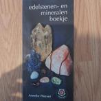 Anneke Huyser - Edelstenen- en mineralen boekje, Ophalen of Verzenden, Zo goed als nieuw, Anneke Huyser