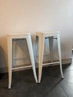 2 Witte Metalen Barkrukken, Huis en Inrichting, Barkrukken, Ophalen, Met voetsteun, 60 tot 90 cm, Zo goed als nieuw