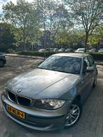 BMW 1-Serie 2.0 116I 5DR 2010 Grijs, 1-Serie, 1995 cc, 4 cilinders, 122 pk
