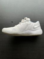 Nike Tennis Schoenen (Unisex). 41, Ophalen of Verzenden, Zo goed als nieuw, Sneakers of Gympen