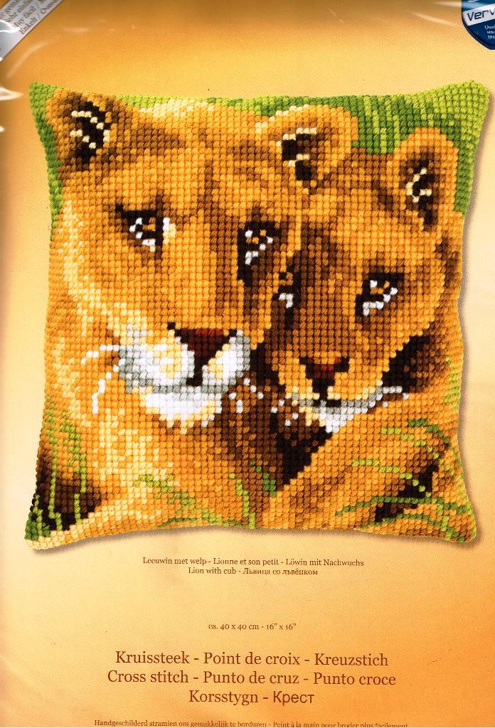Cado vervaco borduurpakket kussen, leeuwin met welp, Hobby en Vrije tijd, Borduren en Borduurmachines, Nieuw, Borduurpakket, Handborduren