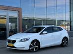 Volvo V40 1.6 T2 R-Design | Navi | Cruise | Stoelverwarming, Voorwielaandrijving, Gebruikt, 4 cilinders, Lichtsensor