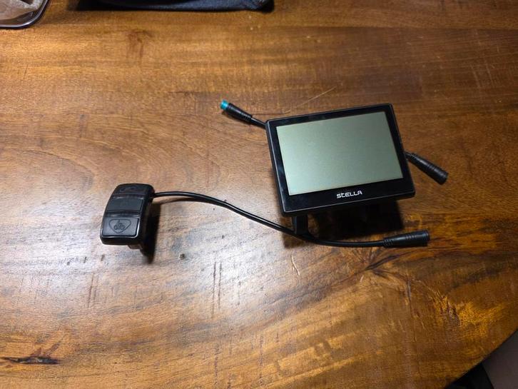 Stella Eleon Display en bedieningspaneel Gebruikt, Fietsen en Brommers, Fietsaccessoires | Fietscomputers, Gebruikt, Snelheidssensor