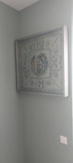 Stijlvolle Wandklok met Tandwiel Design, Huis en Inrichting, Ophalen, Zo goed als nieuw, Analoog, Wandklok