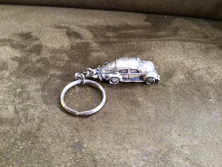 VW kever Sleutelhanger tin, Verzamelen, Sleutelhangers, Zo goed als nieuw, Transport, Ophalen of Verzenden