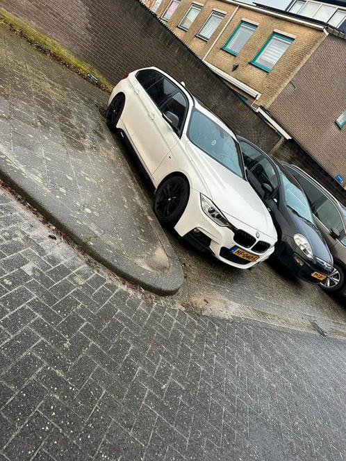 BMW 3-Serie 320d M sport pak 2.0 320D Xdrive Touring  2015, Auto's, BMW, Particulier, Diesel, D, Stationwagon, Automaat, Geïmporteerd