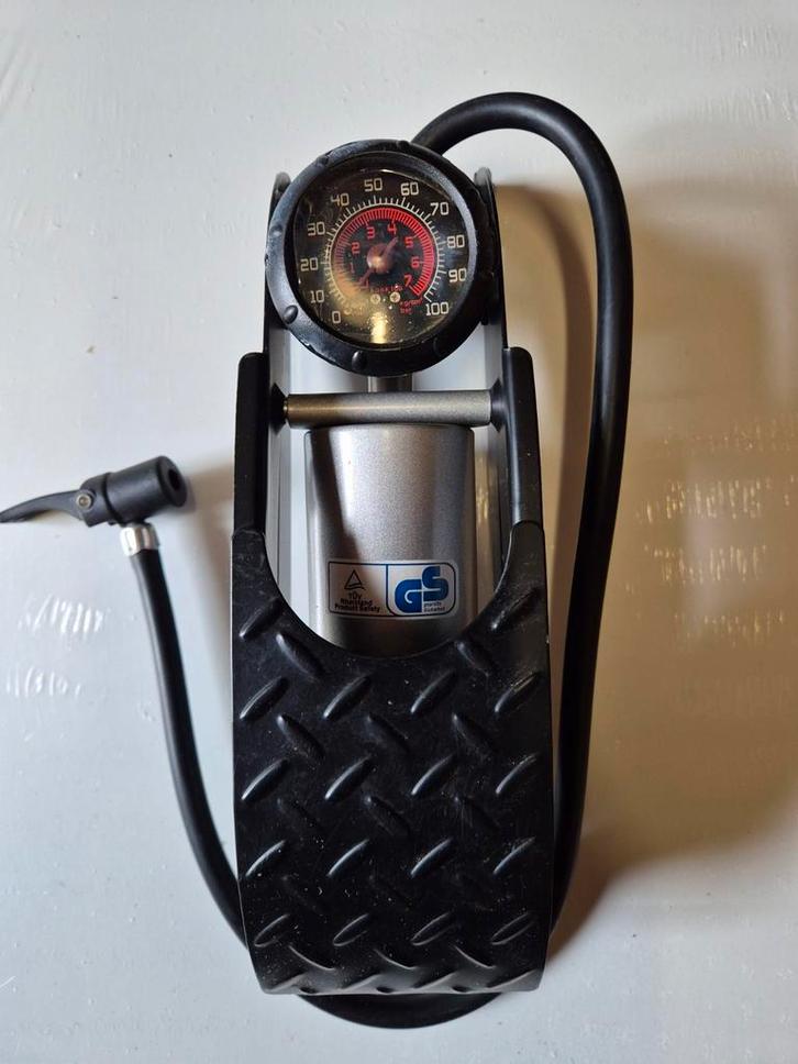 Voetpomp met Manometer - Nieuw, Fietsen en Brommers, Fietsaccessoires | Fietspompen, Ophalen of Verzenden