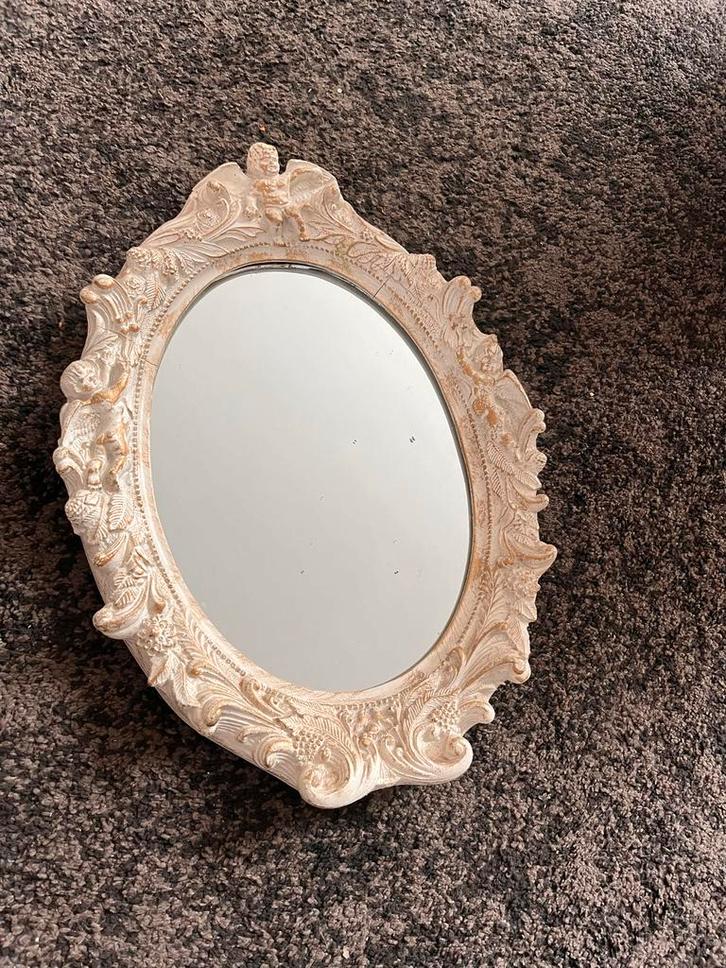 Ovale spiegel met sierlijke lijst, Huis en Inrichting, Woonaccessoires | Spiegels, Gebruikt, Minder dan 50 cm, Minder dan 100 cm