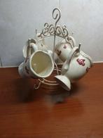 Mokken op brocante rekje, Antiek en Kunst, Ophalen