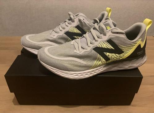 New Balance Fresh Foam Tempo V1 - Maat 42,5, Kleding | Heren, Schoenen, Zo goed als nieuw, Sneakers of Gympen, Overige kleuren