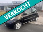 Toyota Aygo 1.0-12V Access, Auto's, Toyota, Voorwielaandrijving, Stof, Gebruikt, Zwart