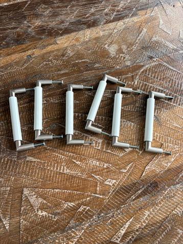 Kastgrepen rvs-wit 6x beschikbaar voor biedingen