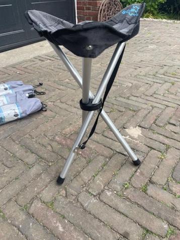 4x driepoot kampeerkrukjes van Bo-Camp beschikbaar voor biedingen