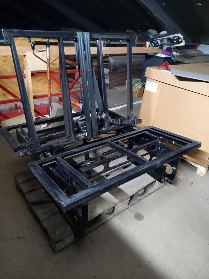 Fit2go zitslaapbank 200 en 190 cm Ren Trafic Vivaro VW T5 T6, Caravans en Kamperen, Camper-accessoires, Zo goed als nieuw, Ophalen