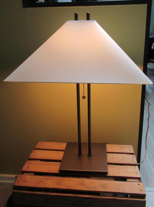 Chique tafellamp Dijkstra Brons., Huis en Inrichting, Lampen | Tafellampen, Gebruikt, 50 tot 75 cm, Metaal, Stof, Ophalen of Verzenden